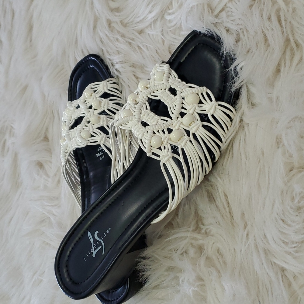 Life stride sandals